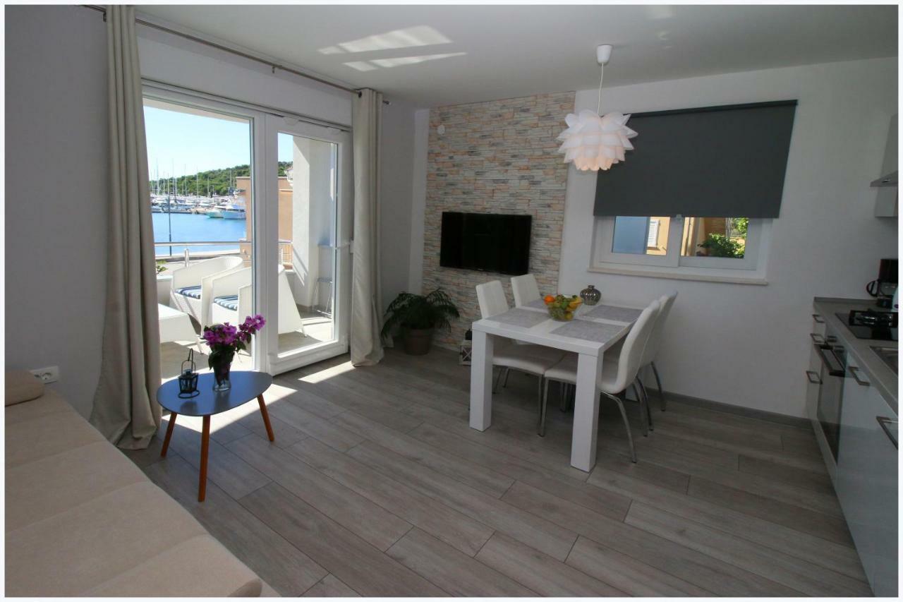 Apartments Silver Beauty Rogoznica  Eksteriør bilde