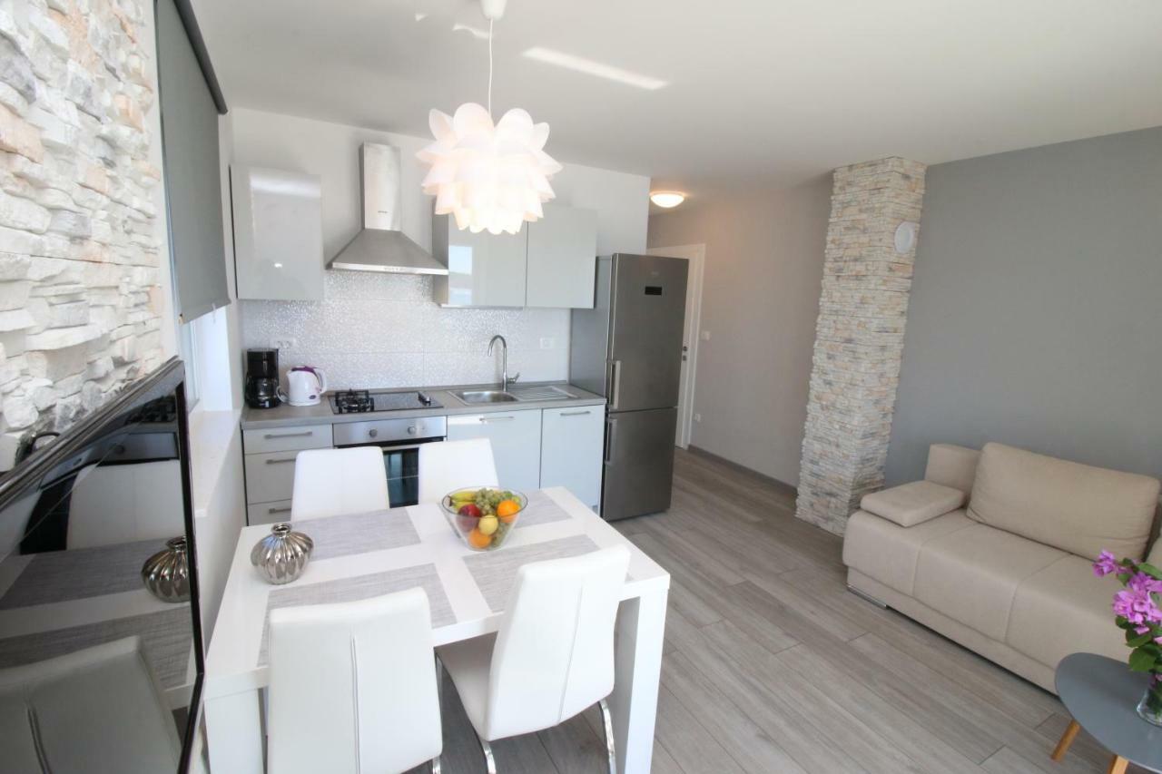 Apartments Silver Beauty Rogoznica  Eksteriør bilde